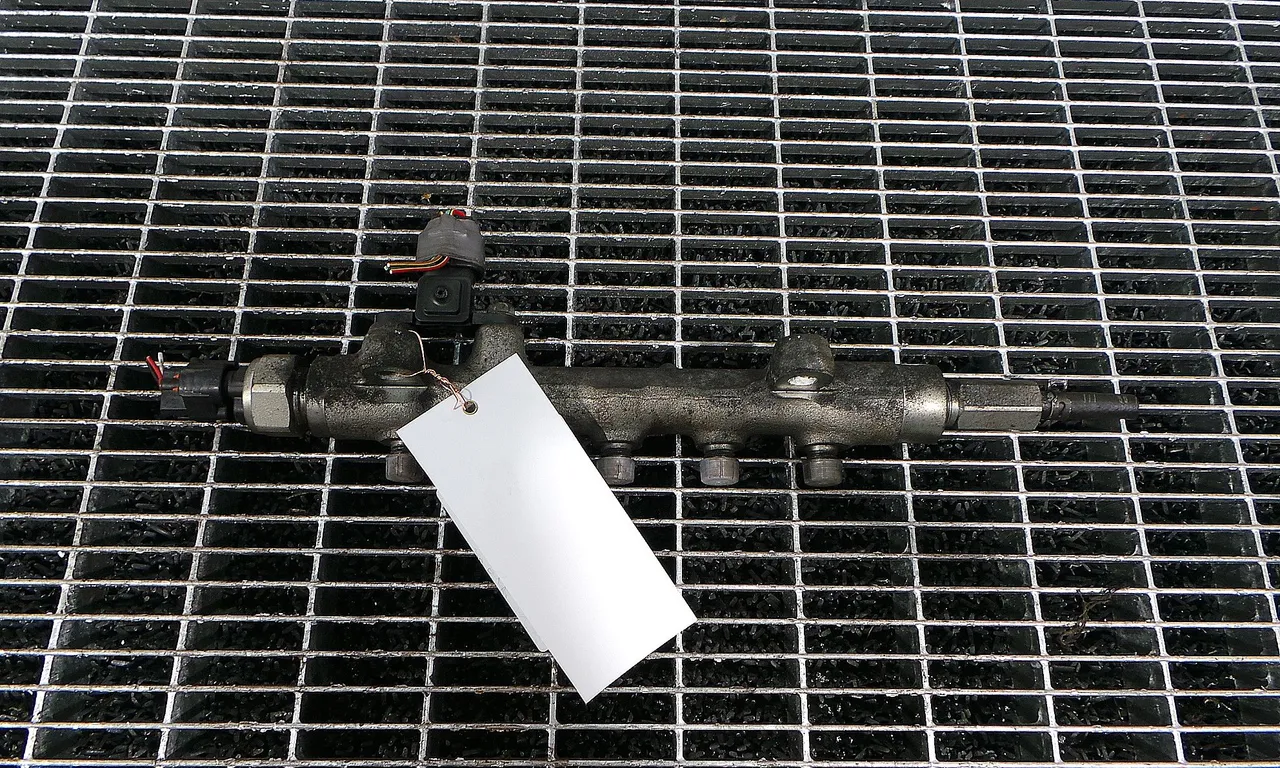 RAMPA INJECTIE MAZDA 6 2007-2013