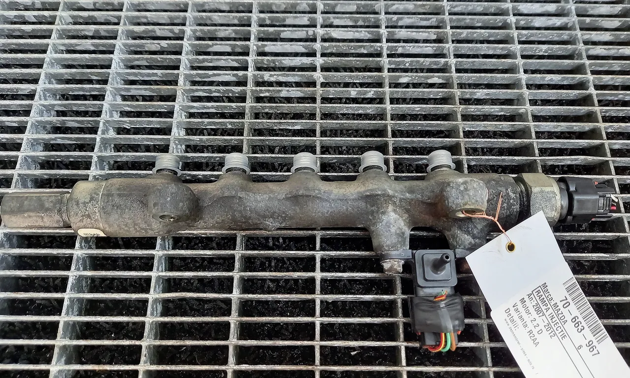 RAMPA INJECTIE MAZDA 6 2007-2013