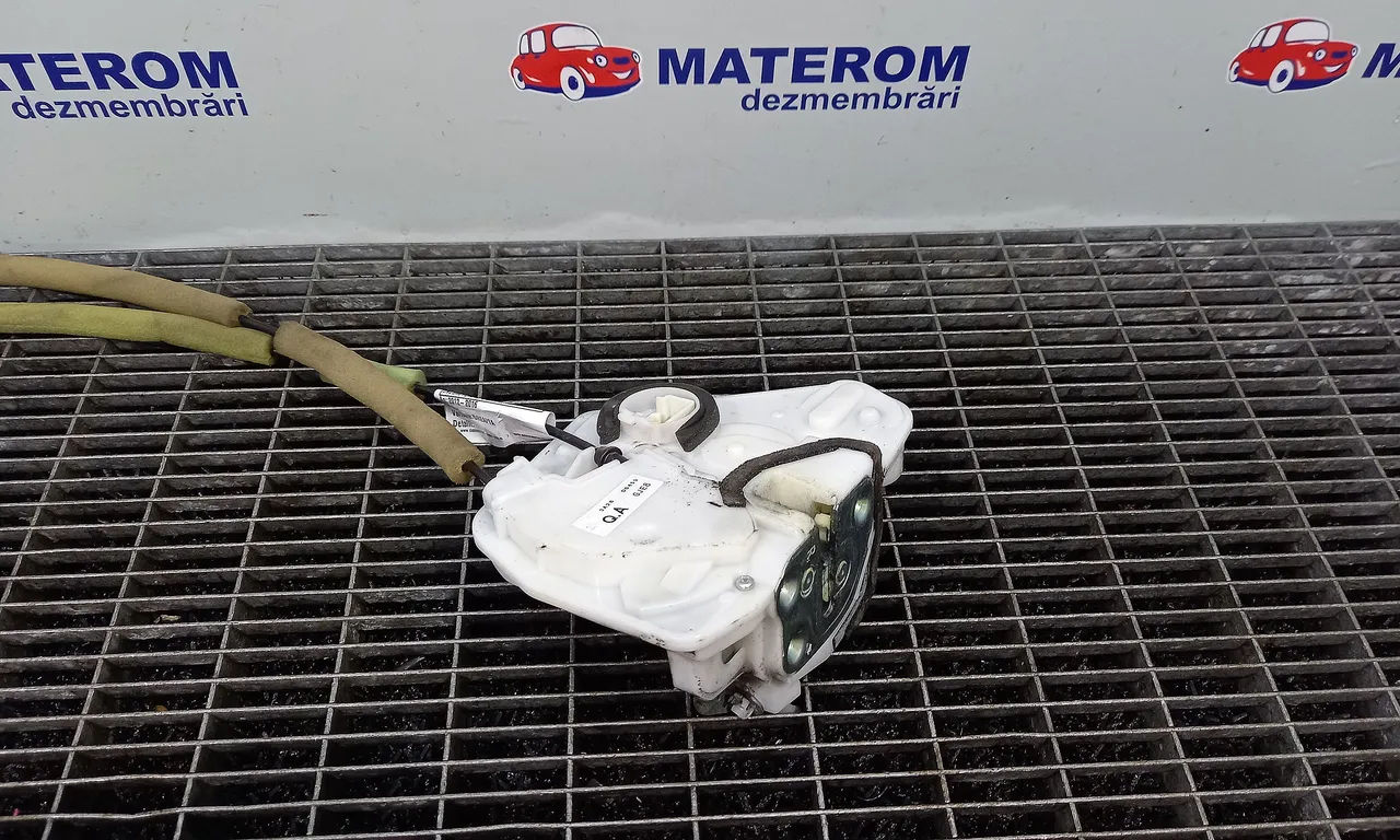 INCUIETOARE USA FATA DREAPTA MAZDA 6 2012-2016