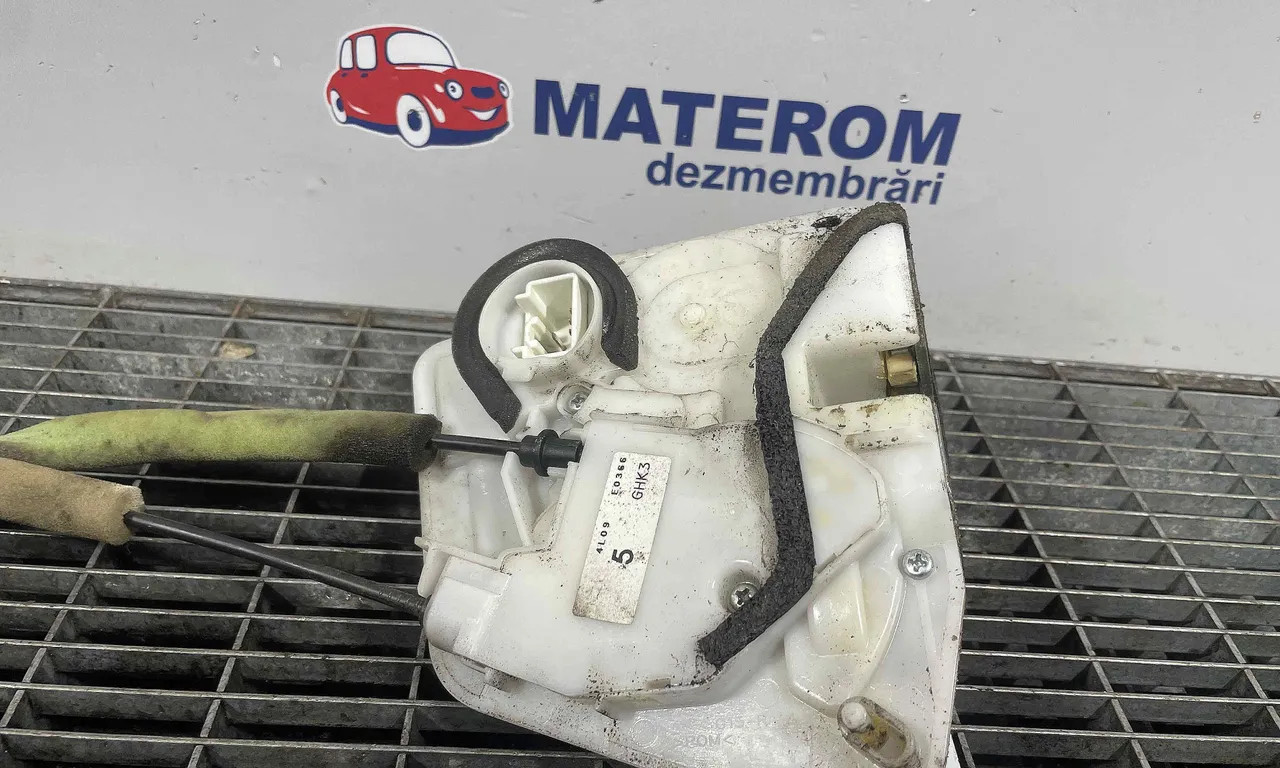 INCUIETOARE USA SPATE DREAPTA MAZDA 6 2012-2016