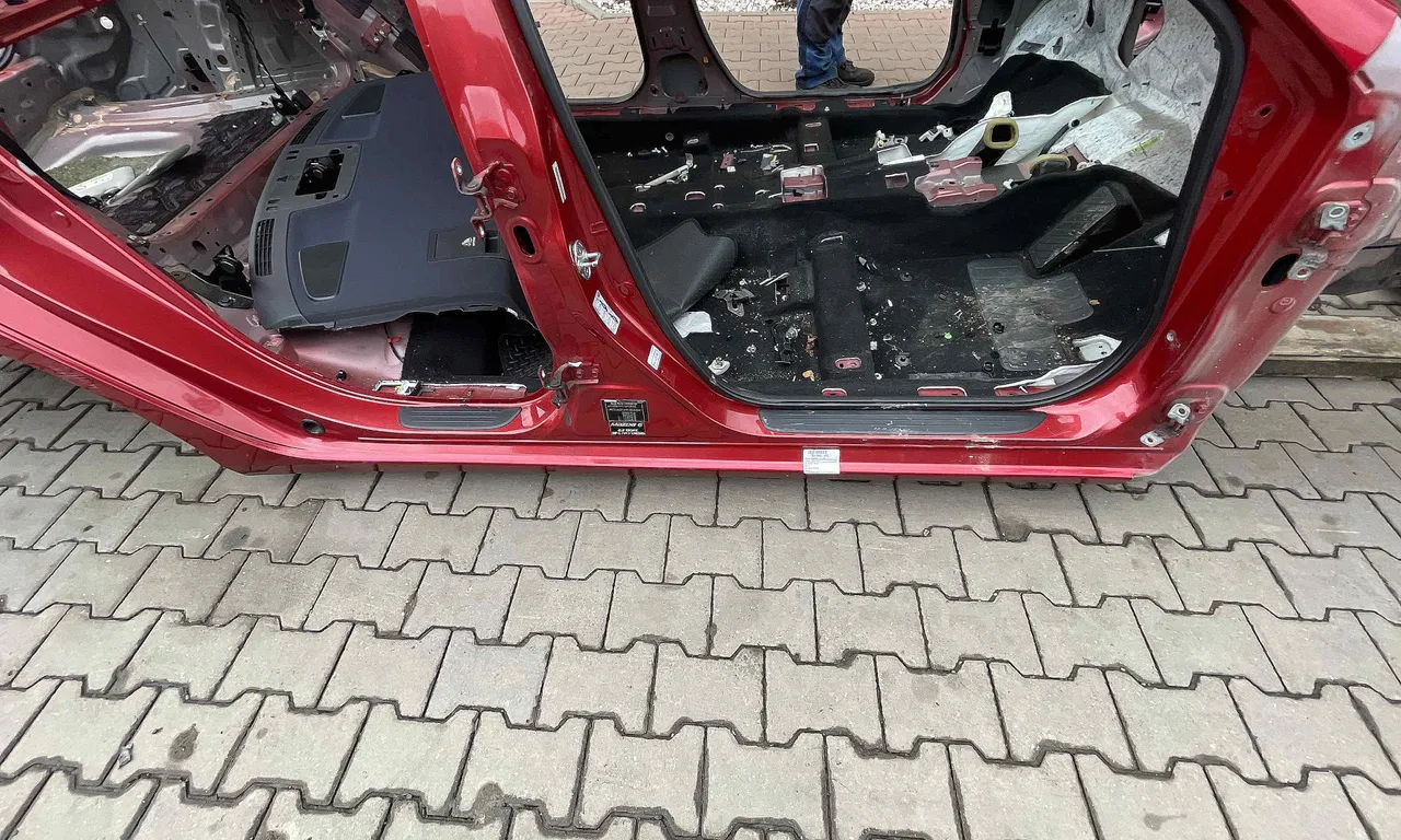 PRAG DREAPTA MAZDA 6 2012-2016