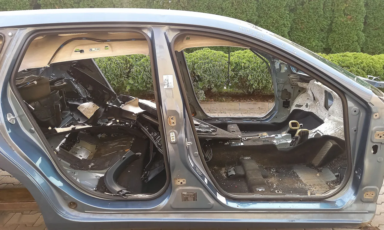 STALP MIJLOC DREAPTA MAZDA 6 2012-2016