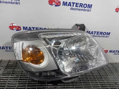 FAR DREAPTA MAZDA BT-50 2.5 MRZ-CD 2006-2015 oe UR82510K0G, vedere frontata