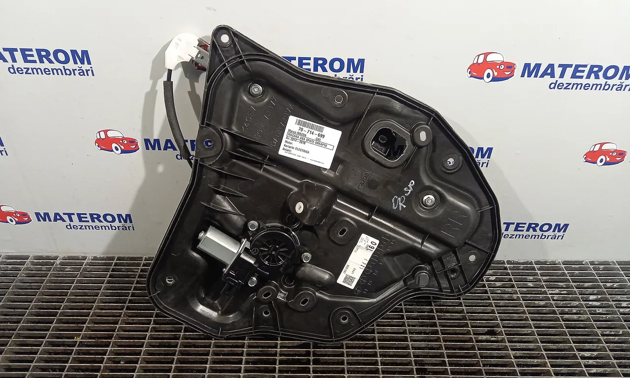 MACARA USA SPATE DREAPTA MAZDA CX-3 2015-2018