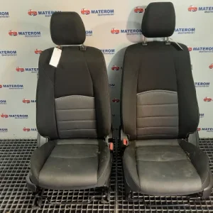 SCAUNE AUTO MAZDA CX-3 2.0 2015-2018 oe-DG1L5710005, vedere frontata