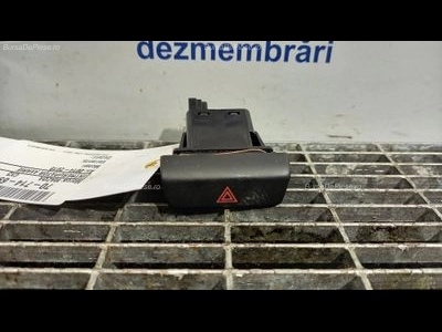 INTRERUPATOR AVARIE MAZDA CX-3 2.0 2015-2018 oe DA6A664H0, vedere frontata