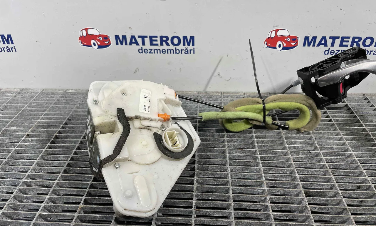 INCUIETOARE USA FATA DREAPTA MAZDA CX-5 2011-2017