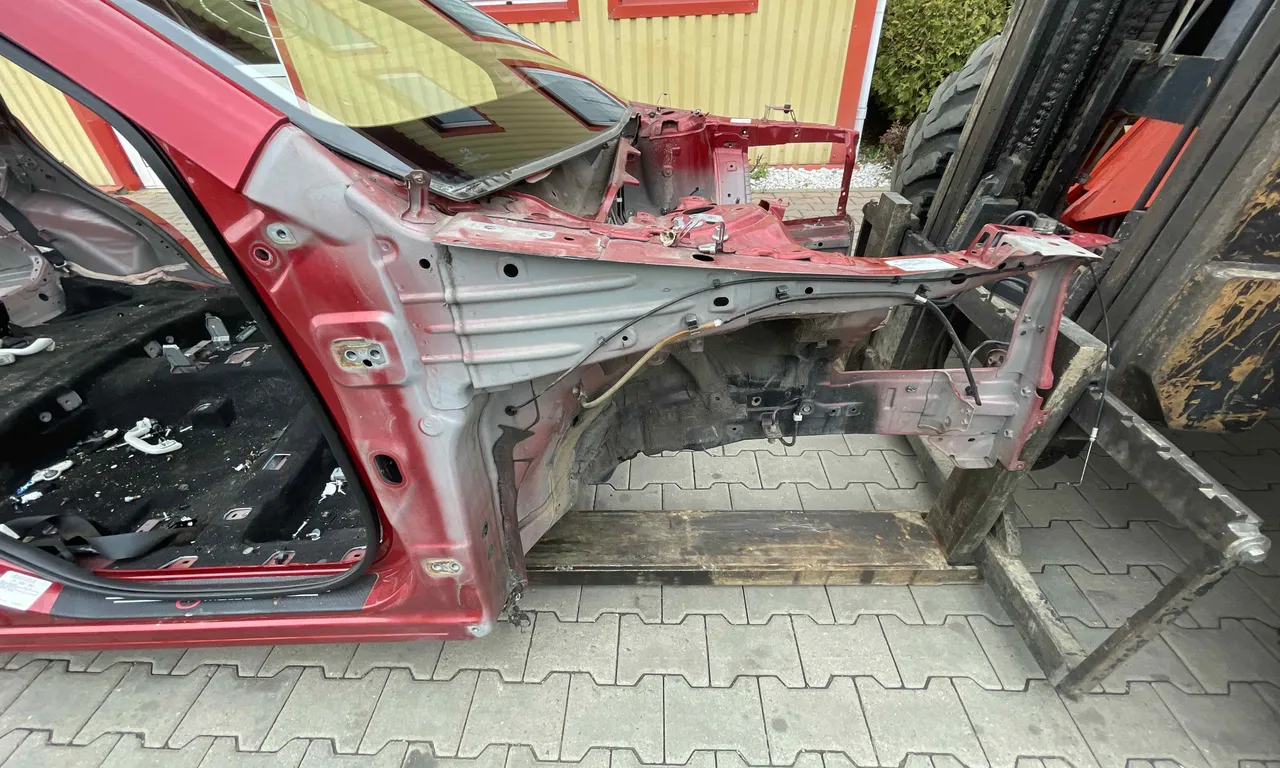 LONJERON DREAPTA MAZDA CX-5 2011-2017