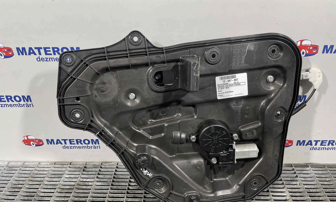 MACARA USA SPATE STANGA MAZDA CX-5 2011-2017