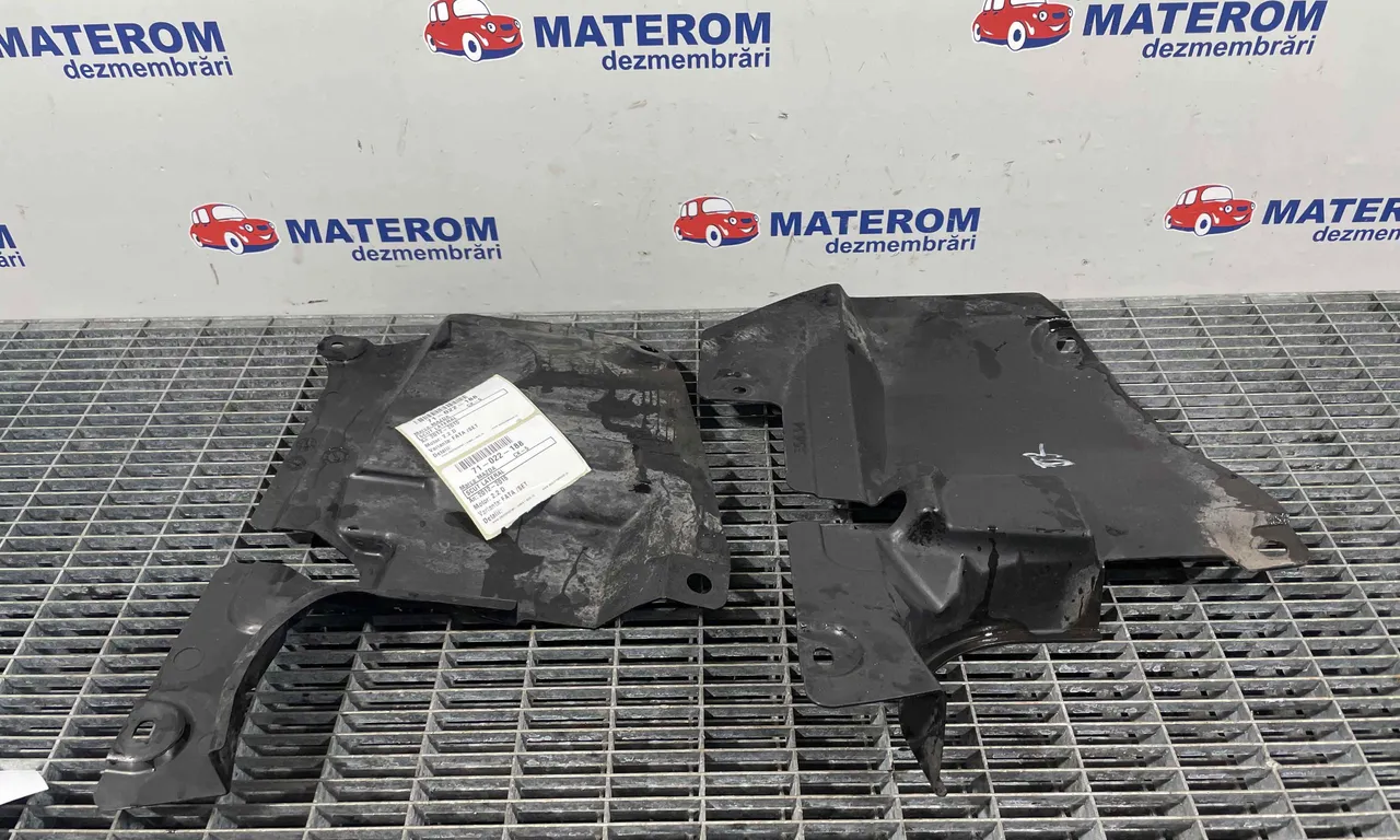 SCUT LATERAL MAZDA CX-5 2011-2017