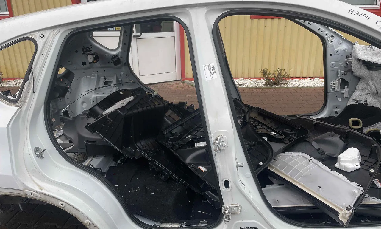 STALP MIJLOC DREAPTA MAZDA CX-5 2011-2017