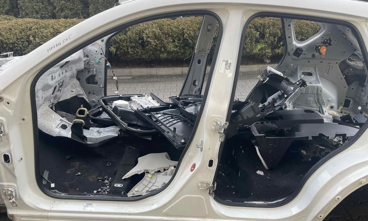 STALP MIJLOC STANGA MAZDA CX-5 2011-2017