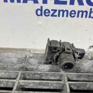 SENZOR PARCARE FATA