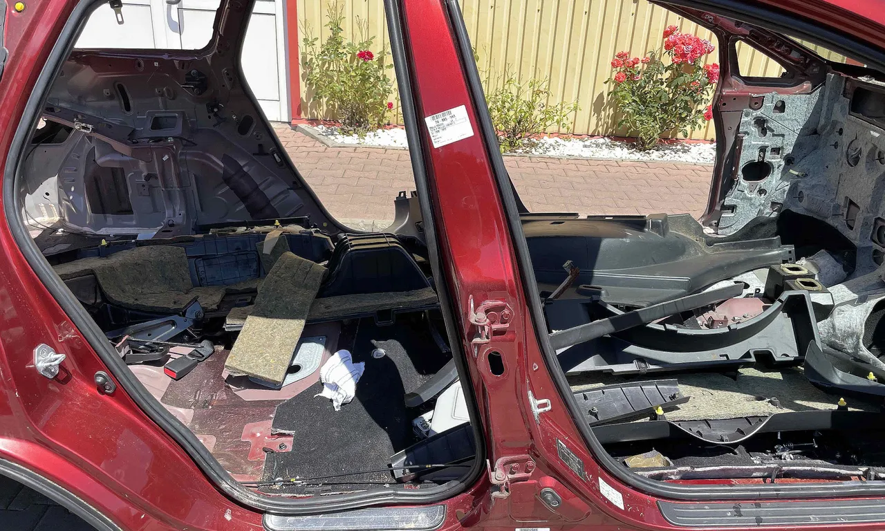 STALP MIJLOC DREAPTA MAZDA CX-7 2006-2014