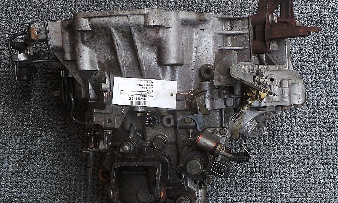 CUTIE VITEZE MAZDA MPV II 1999-2006
