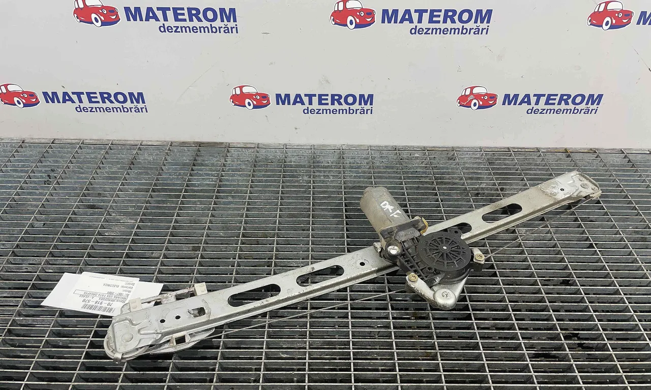 MACARA USA FATA DREAPTA MERCEDES A-CLASS 1997-2005
