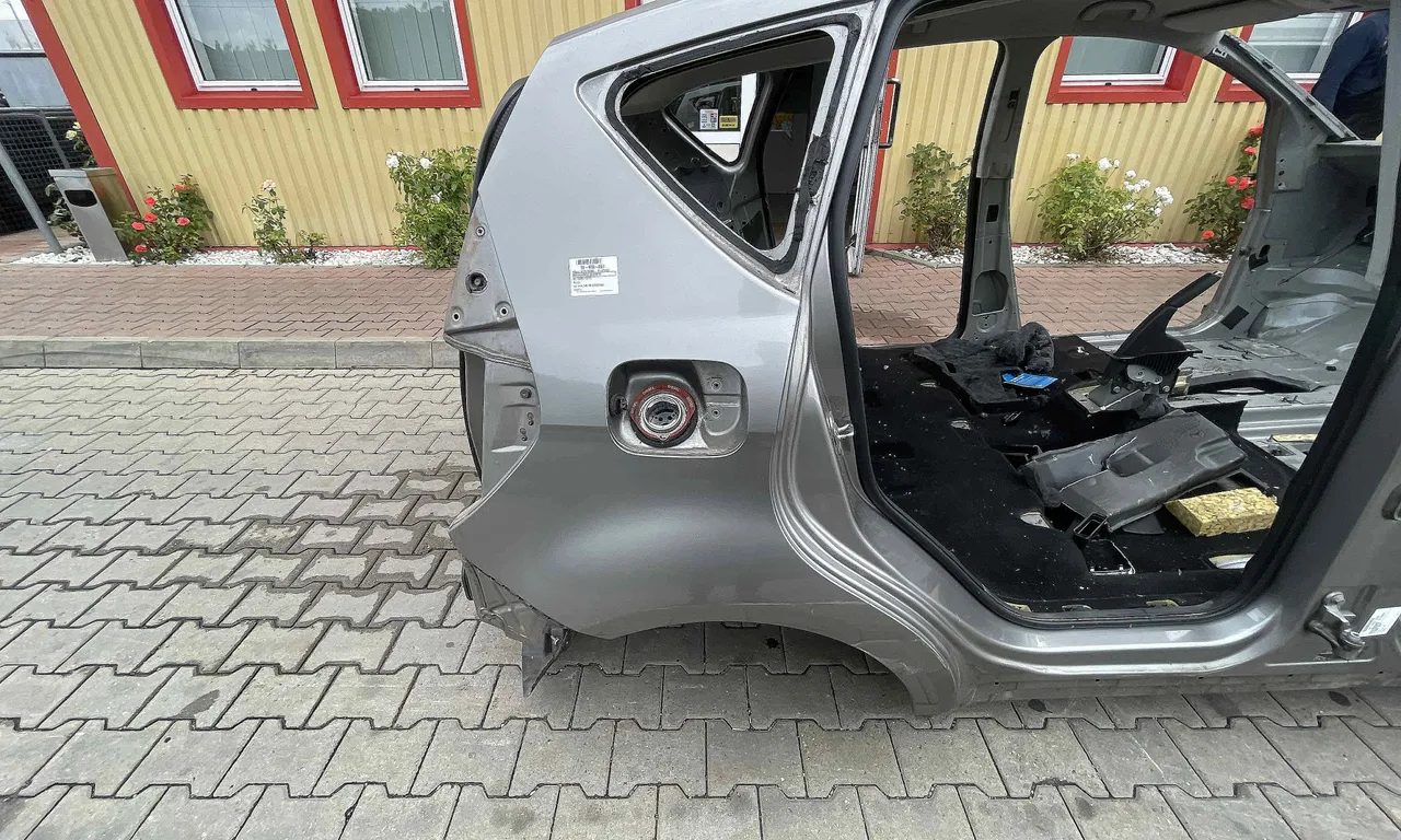 ARIPA SPATE DREAPTA MERCEDES A-CLASS 2004-2012