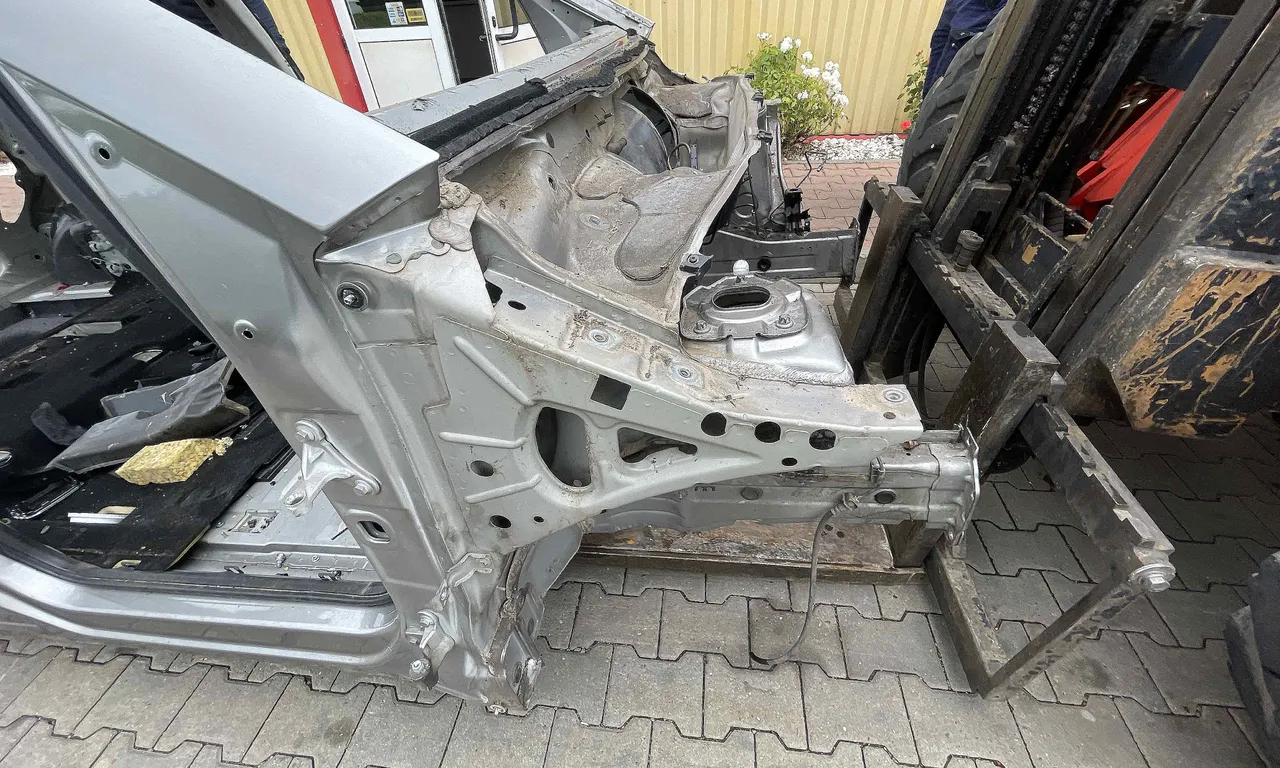 LONJERON DREAPTA MERCEDES A-CLASS 2004-2012