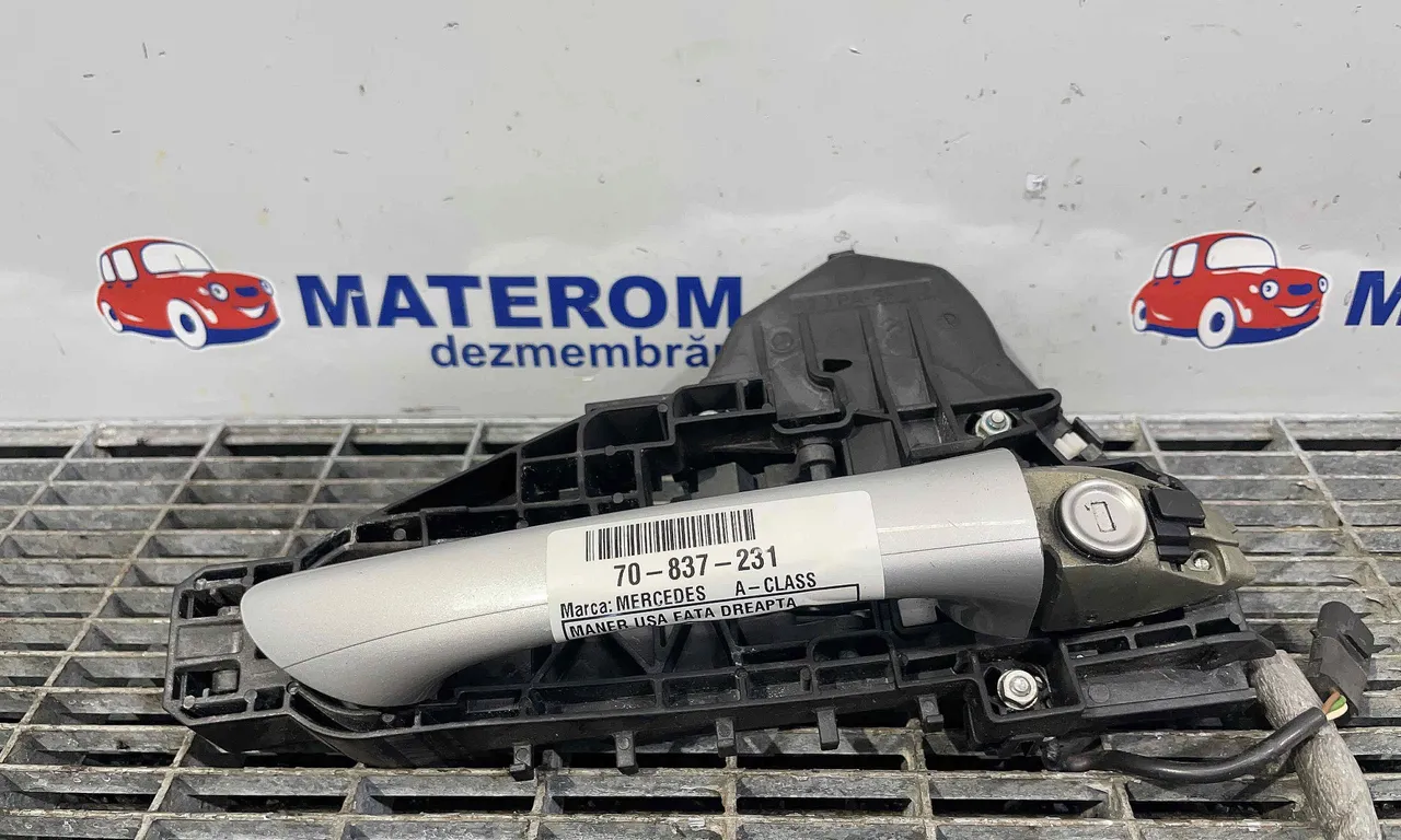 MANER USA FATA DREAPTA MERCEDES A-CLASS 2004-2012