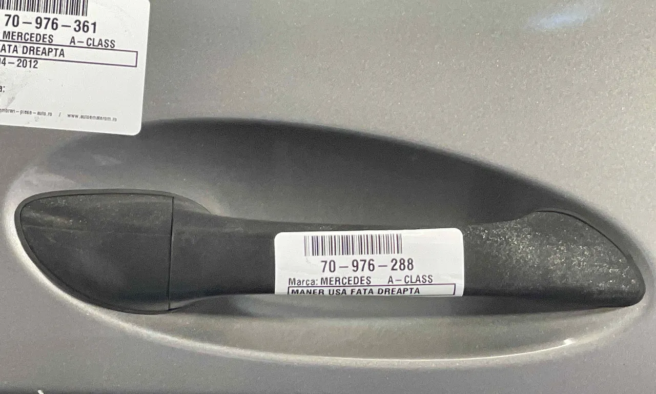 MANER USA FATA DREAPTA MERCEDES A-CLASS 2004-2012
