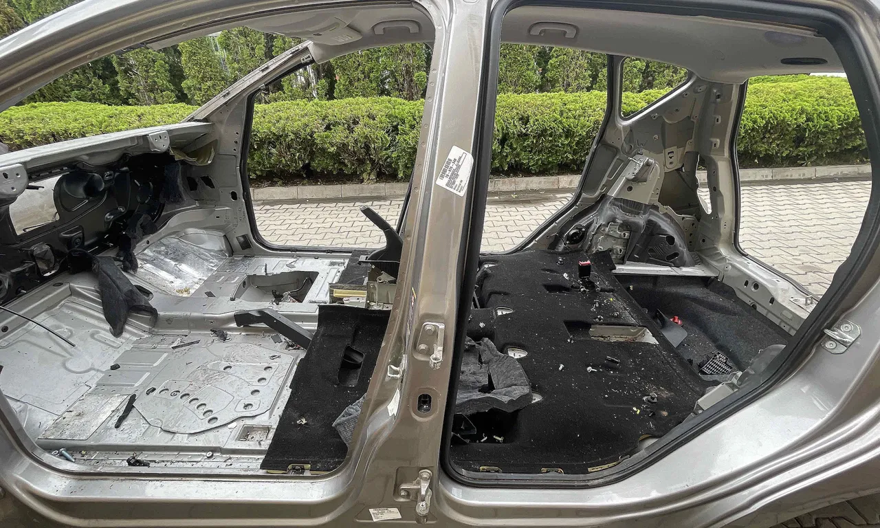 STALP MIJLOC STANGA MERCEDES A-CLASS 2004-2012
