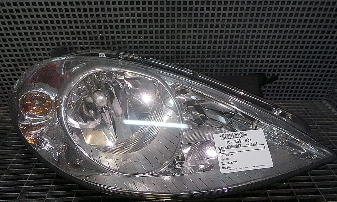 FAR DREAPTA MERCEDES A-CLASS 2004-2012