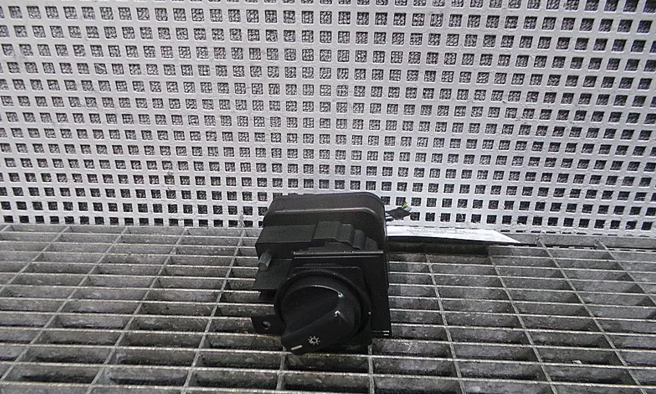 INTRERUPATOR LUMINI MERCEDES A-CLASS 2004-2012