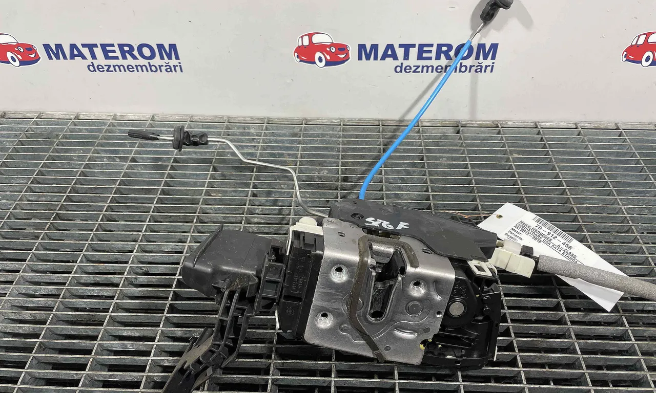 INCUIETOARE USA FATA STANGA MERCEDES A-CLASS 2012-2018