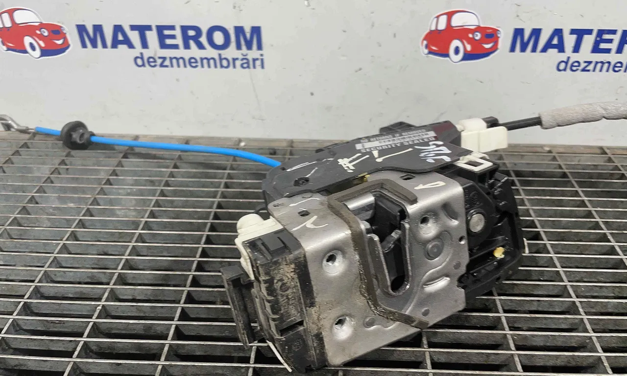 INCUIETOARE USA FATA STANGA MERCEDES A-CLASS 2012-2018