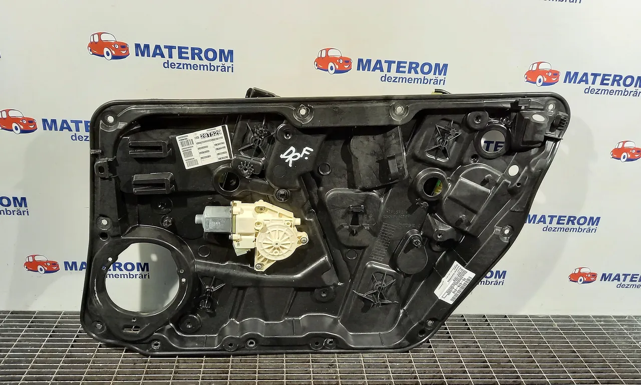 MACARA USA FATA DREAPTA MERCEDES A-CLASS 2012-2018