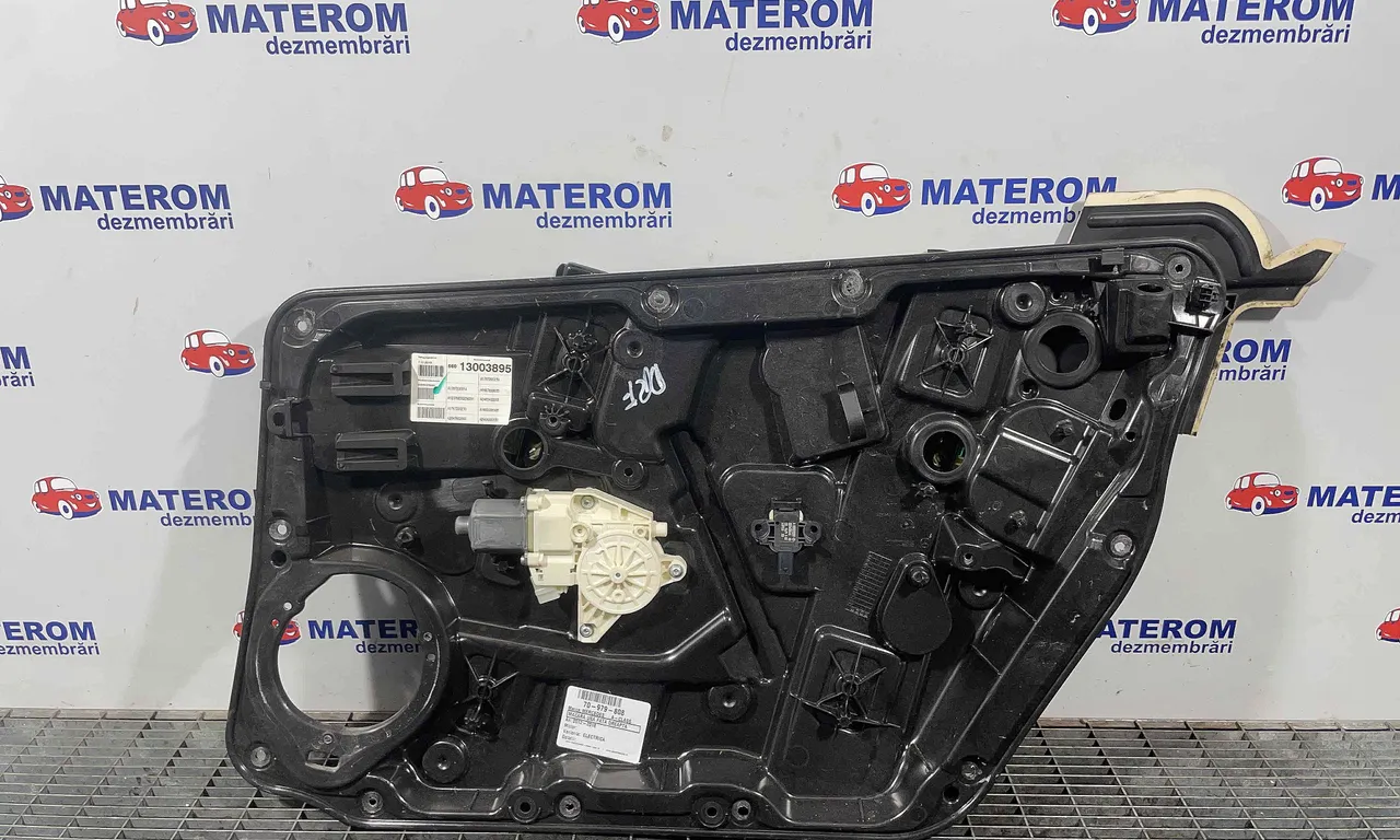 MACARA USA FATA DREAPTA MERCEDES A-CLASS 2012-2018