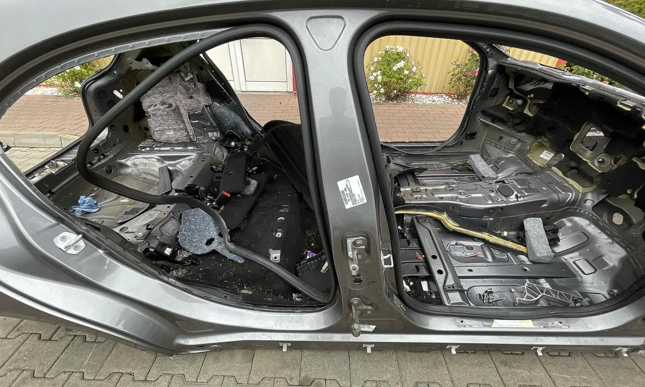 STALP MIJLOC DREAPTA MERCEDES A-CLASS 2012-2018