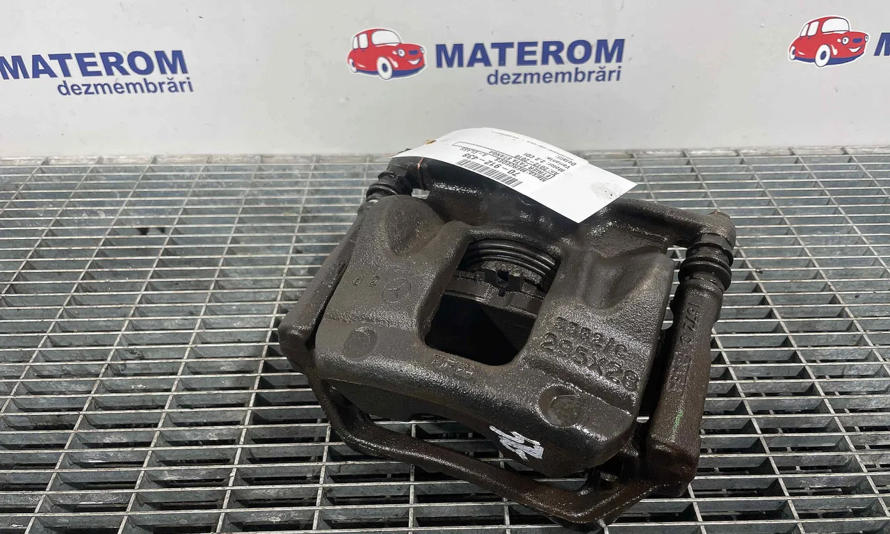 ETRIER FATA STANGA MERCEDES A-CLASS 2012-2018