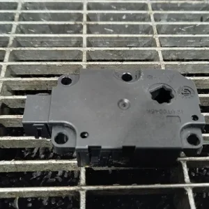 MOTORAS CLAPETA INCALZIRE