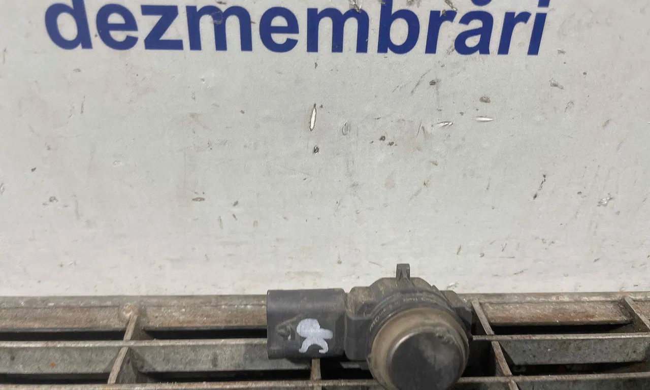 SENZOR PARCARE SPATE MERCEDES A-CLASS 2012-2018