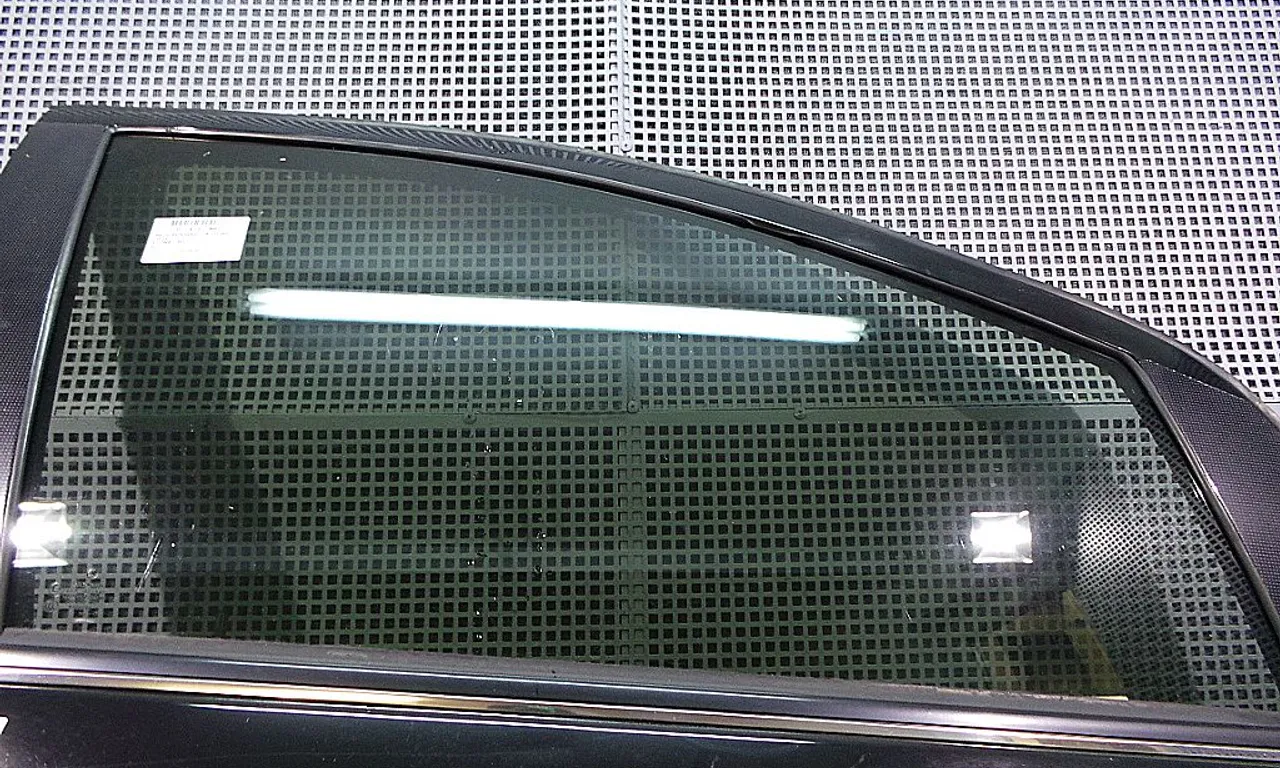 GEAM FATA DREAPTA MERCEDES B-CLASS 2005-2011