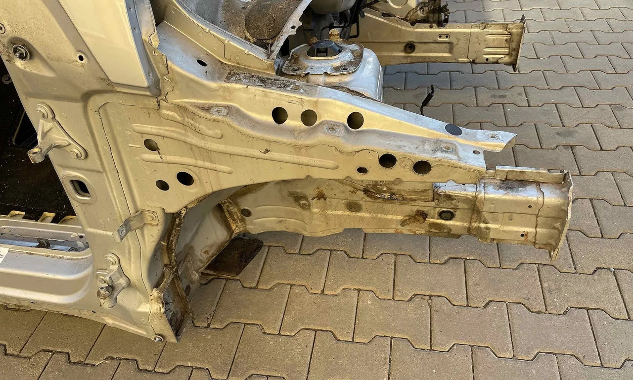 LONJERON DREAPTA MERCEDES B-CLASS 2005-2011