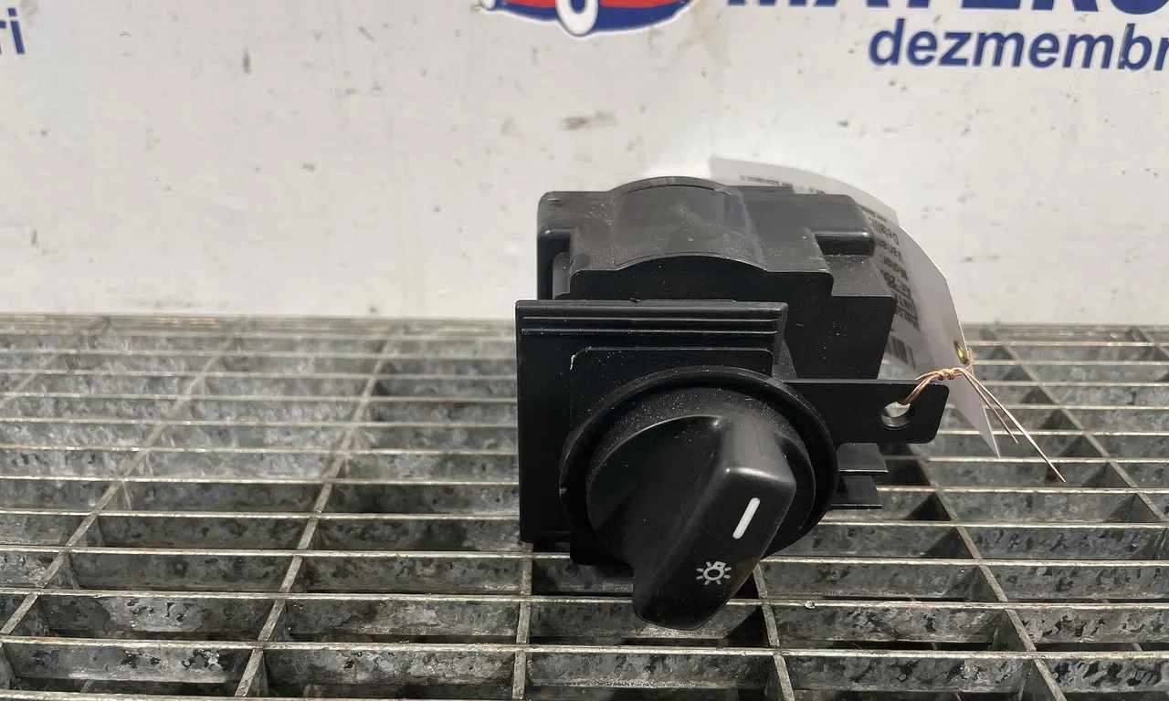 INTRERUPATOR LUMINI MERCEDES B-CLASS 2005-2011