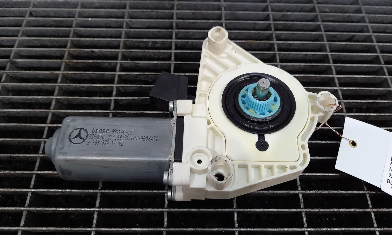 MOTORAS MACARA MERCEDES B-CLASS 2005-2011