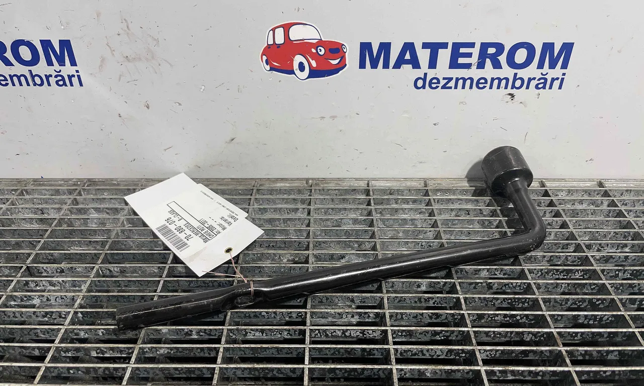 CHEIE ROTI MERCEDES B-CLASS 2005-2011
