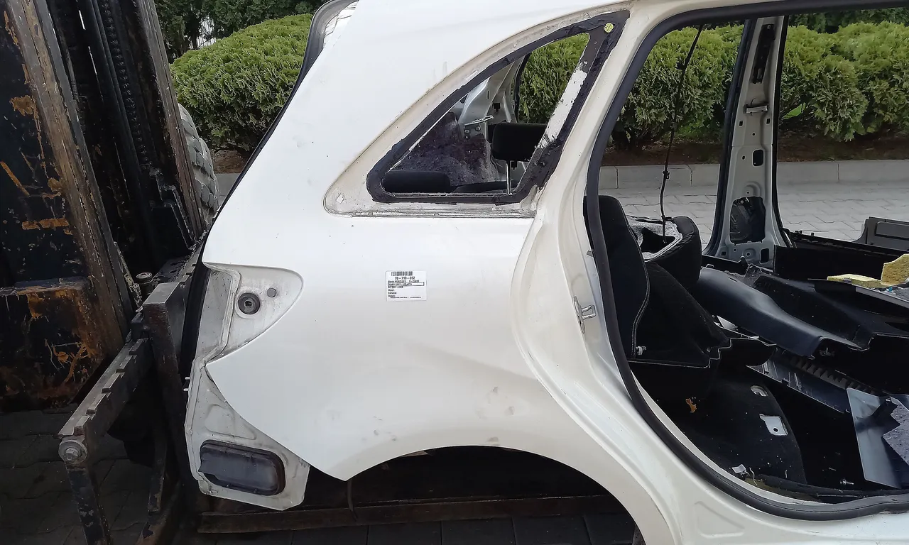 ARIPA SPATE DREAPTA MERCEDES B-CLASS 2011-2018