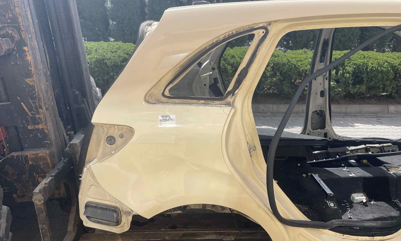ARIPA SPATE DREAPTA MERCEDES B-CLASS 2011-2018