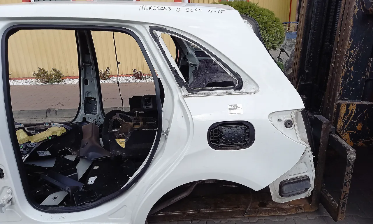 ARIPA SPATE STANGA MERCEDES B-CLASS 2011-2018