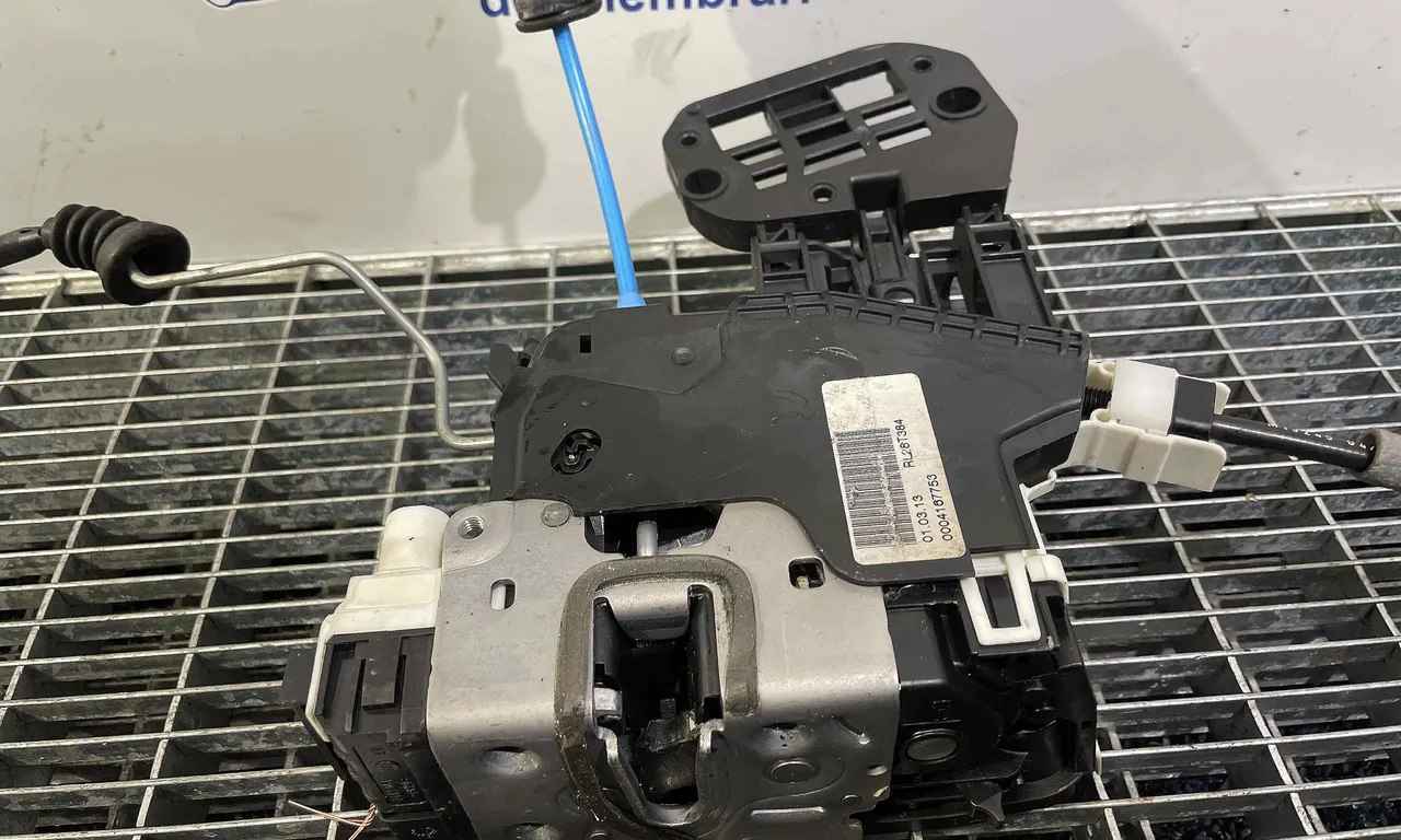 INCUIETOARE USA SPATE STANGA MERCEDES B-CLASS 2011-2018