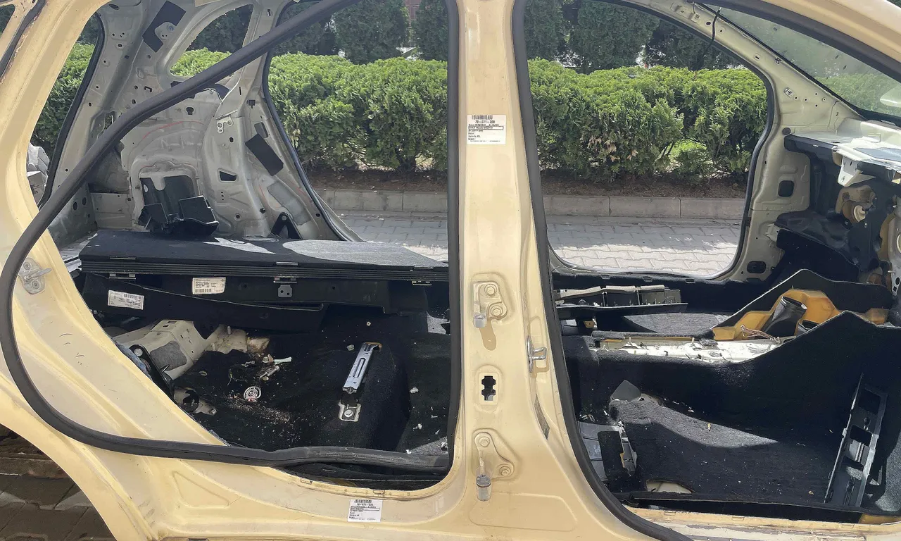 STALP MIJLOC DREAPTA MERCEDES B-CLASS 2011-2018