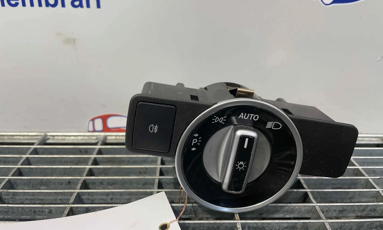 INTRERUPATOR LUMINI MERCEDES B-CLASS 2011-2018