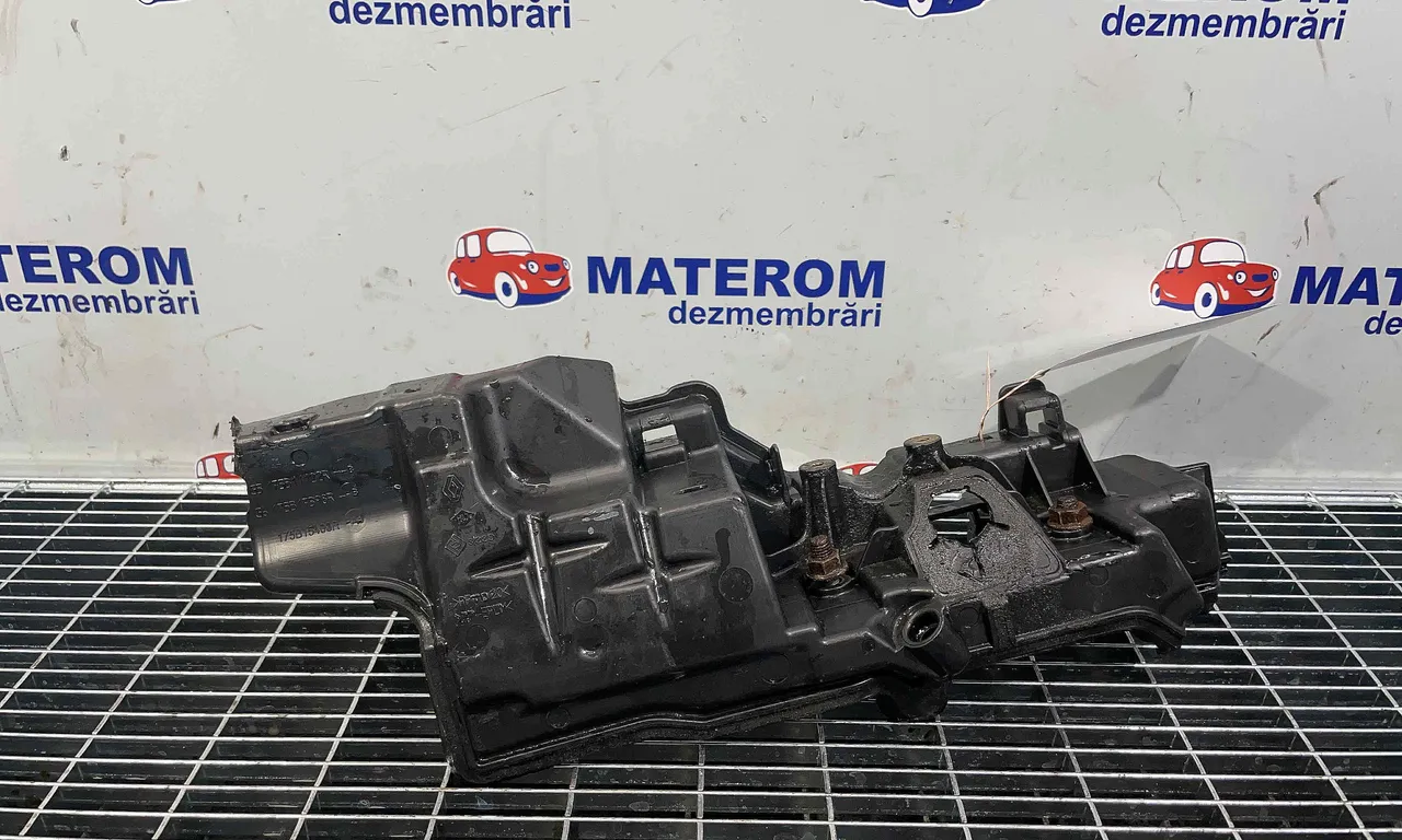 CAPAC PROTECTIE MERCEDES B-CLASS 2011-2018