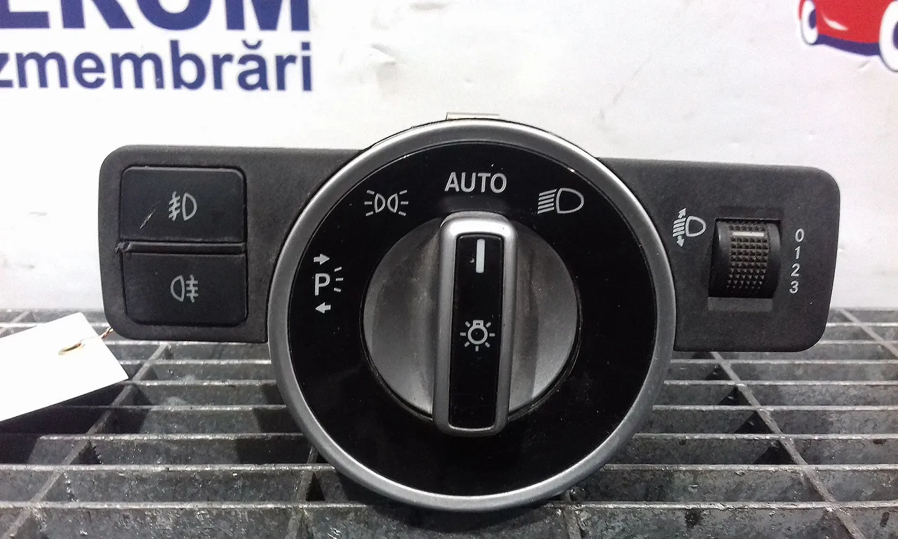INTRERUPATOR LUMINI MERCEDES C-CLASS 2011-2014
