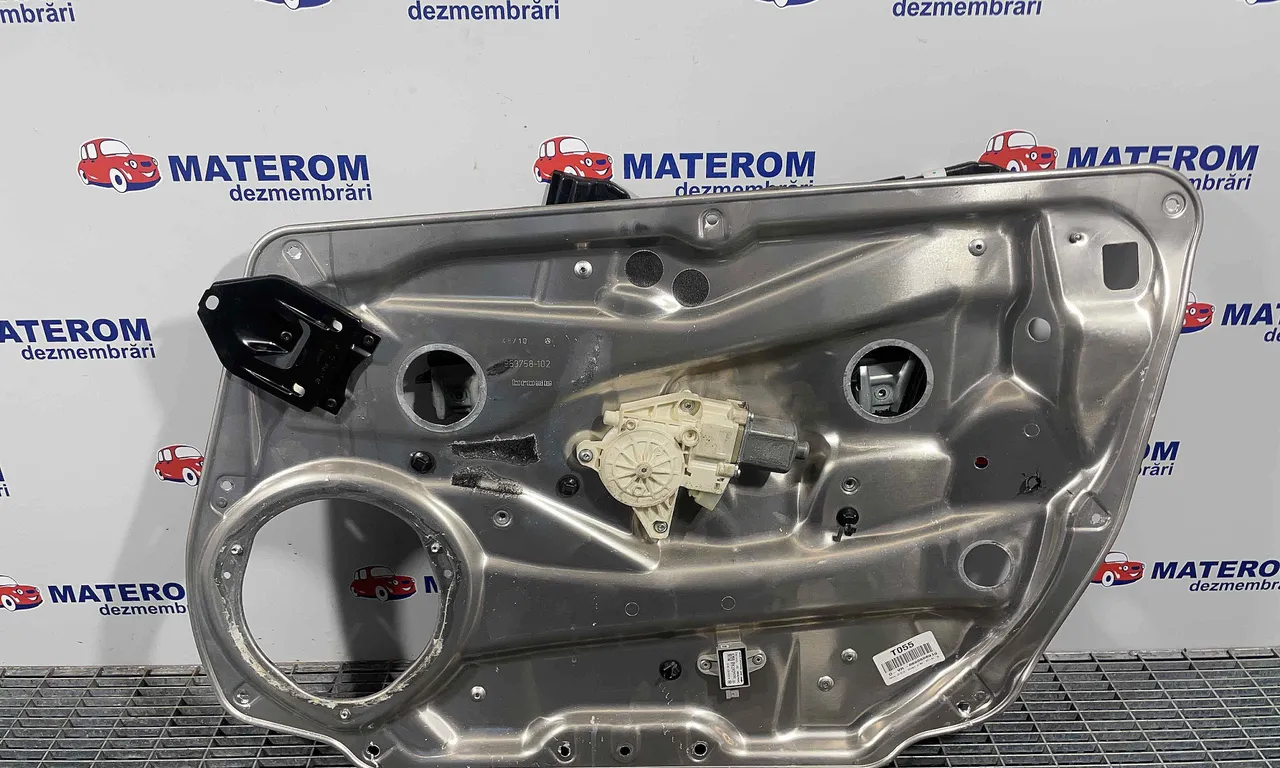 MACARA USA FATA DREAPTA MERCEDES C-CLASS 2007-2014
