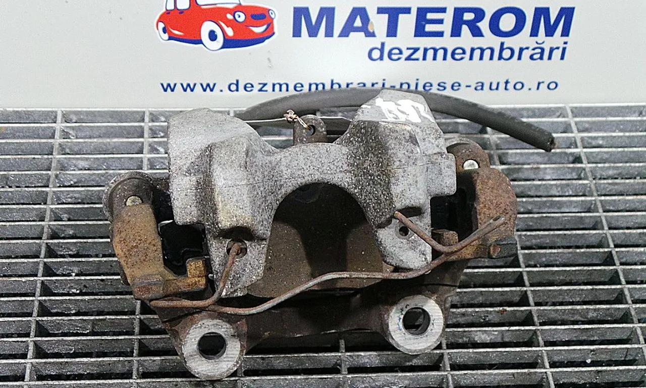ETRIER SPATE DREAPTA MERCEDES C-CLASS 2007-2014